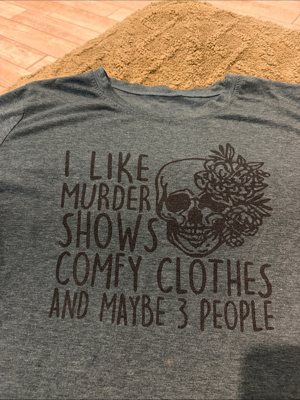 Comfy Teal Graphic Men's T-Shirt - I Like Murder Shows Print - Picture 2 of 3